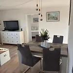 Wulf شقة Groß Zicker